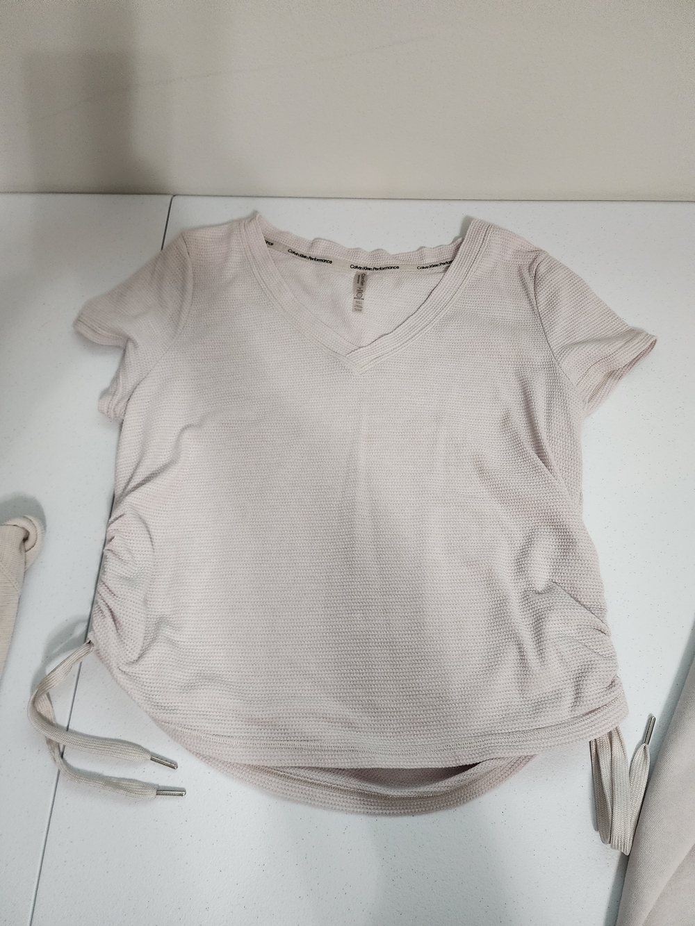 Calvin Klein Women's Light Beige Crop Pants & Shorts, Zippered Hoodie and 2 Tops - Picture 3 of 10